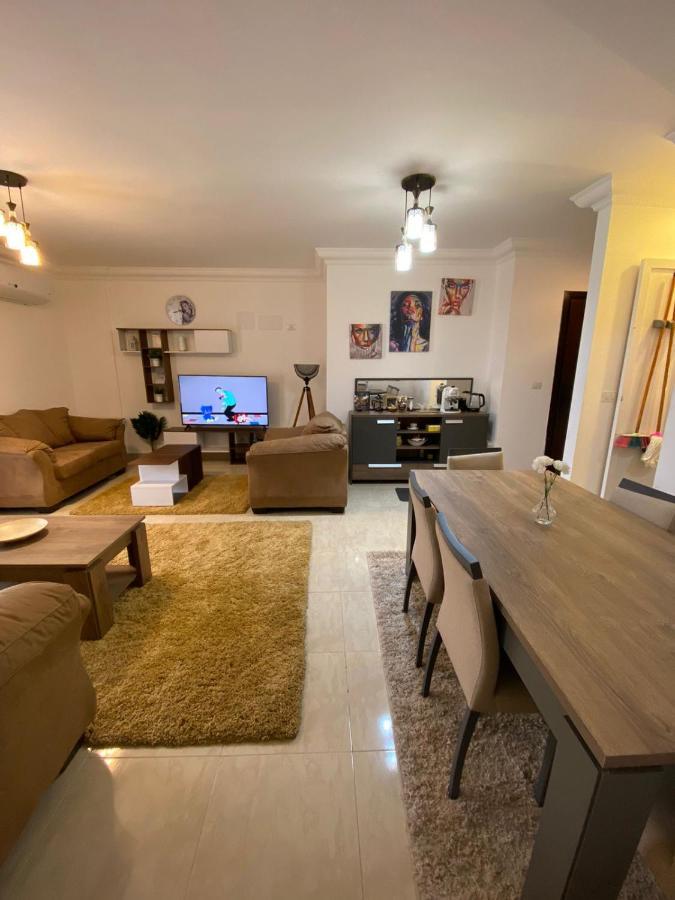 Madinaty Well-Furnished 3- Bedroom Apartment - شقة فندقيه للايجار مدينتي Madinat ash Shuruq Exteriér fotografie