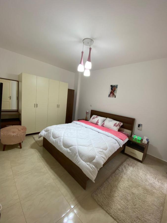 Madinaty Well-Furnished 3- Bedroom Apartment - شقة فندقيه للايجار مدينتي Madinat ash Shuruq Exteriér fotografie