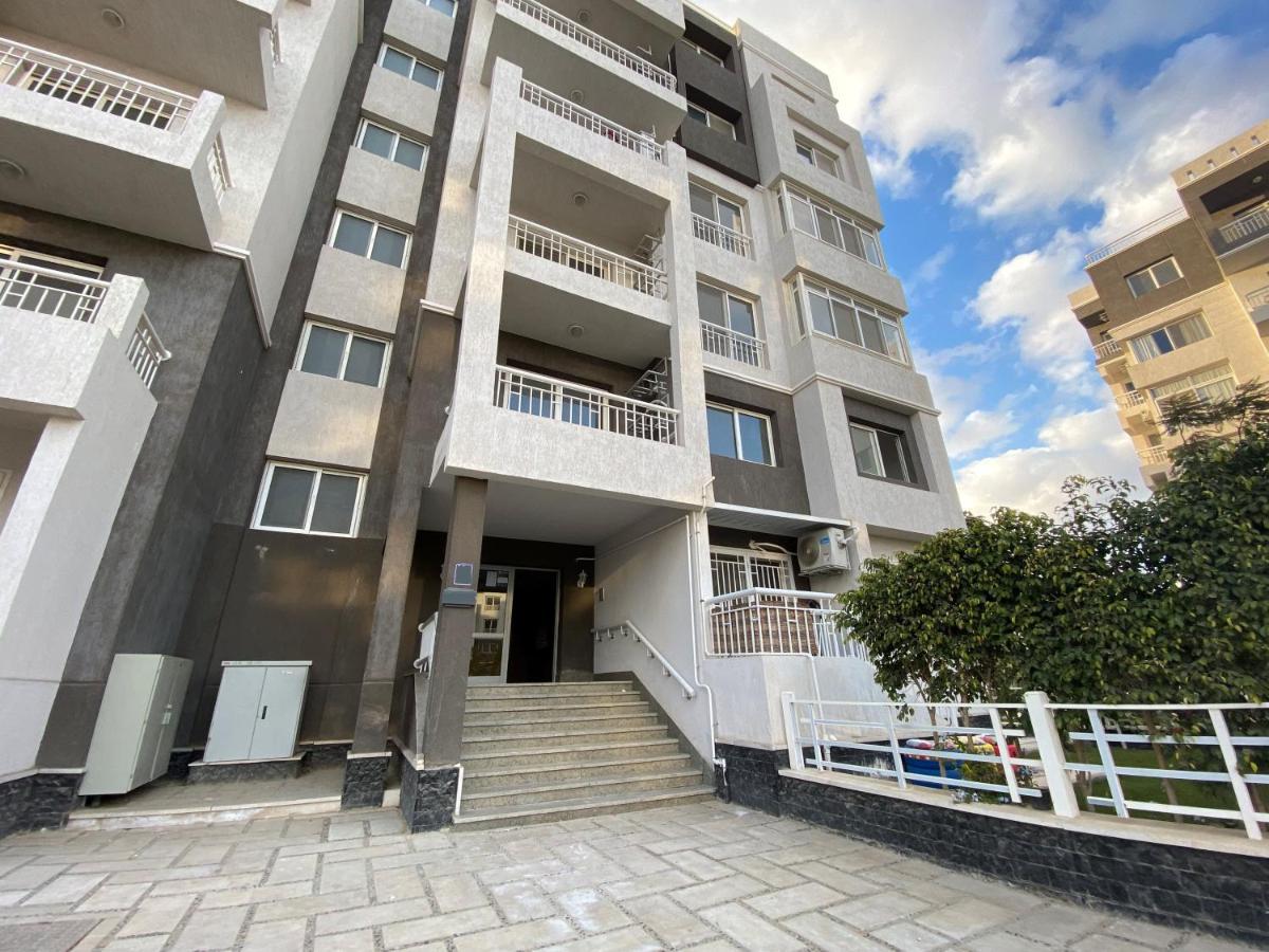 Madinaty Well-Furnished 3- Bedroom Apartment - شقة فندقيه للايجار مدينتي Madinat ash Shuruq Exteriér fotografie